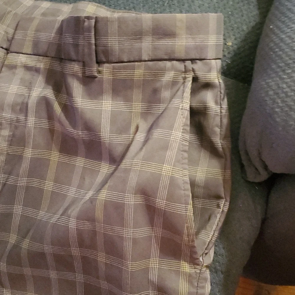 Walter Hagen men's plaid golf shorts size 34